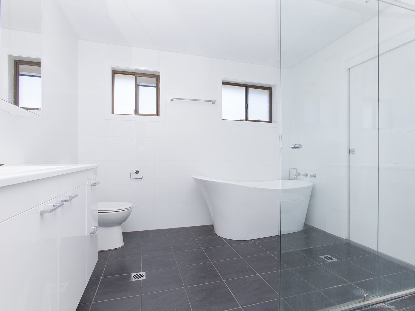 3 Malthus Close THORNTON 5