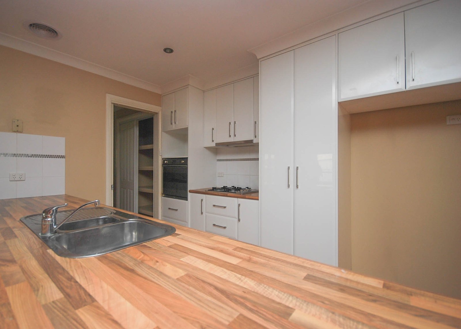 3 Manya Place GLENFIELD PARK 1