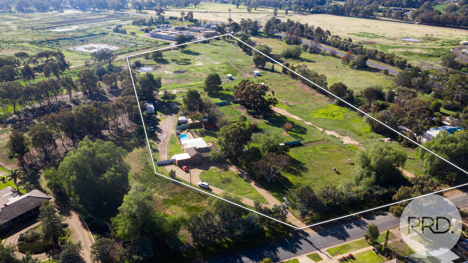 3 Maple Road LAKE ALBERT 2