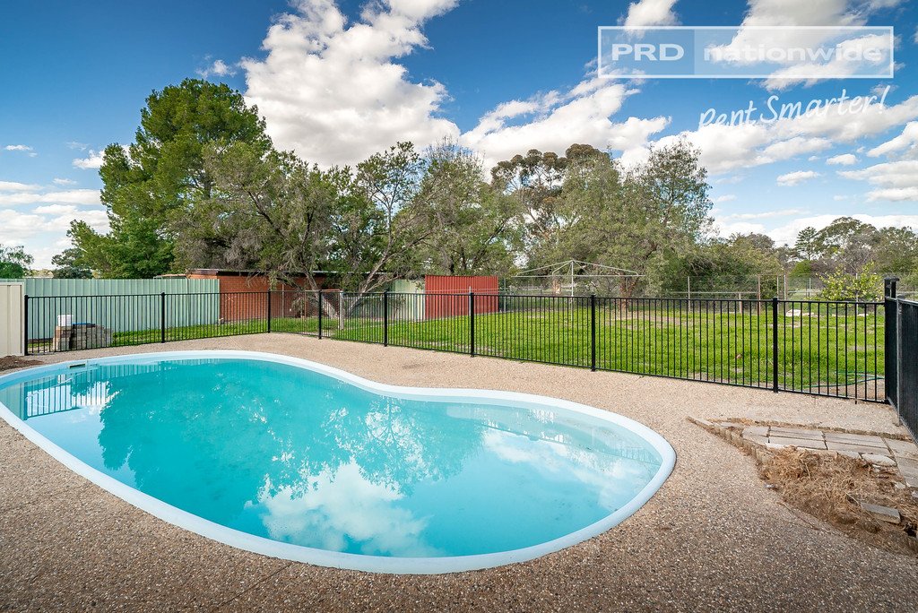 3 Maple Road LAKE ALBERT 1