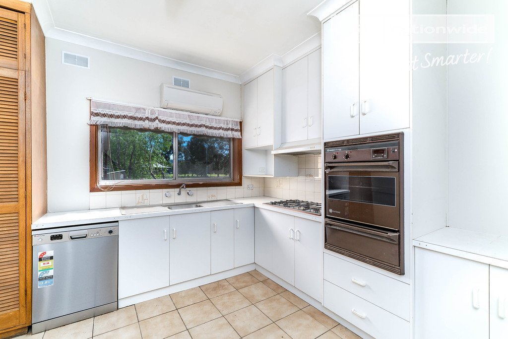 3 Maple Road LAKE ALBERT 3