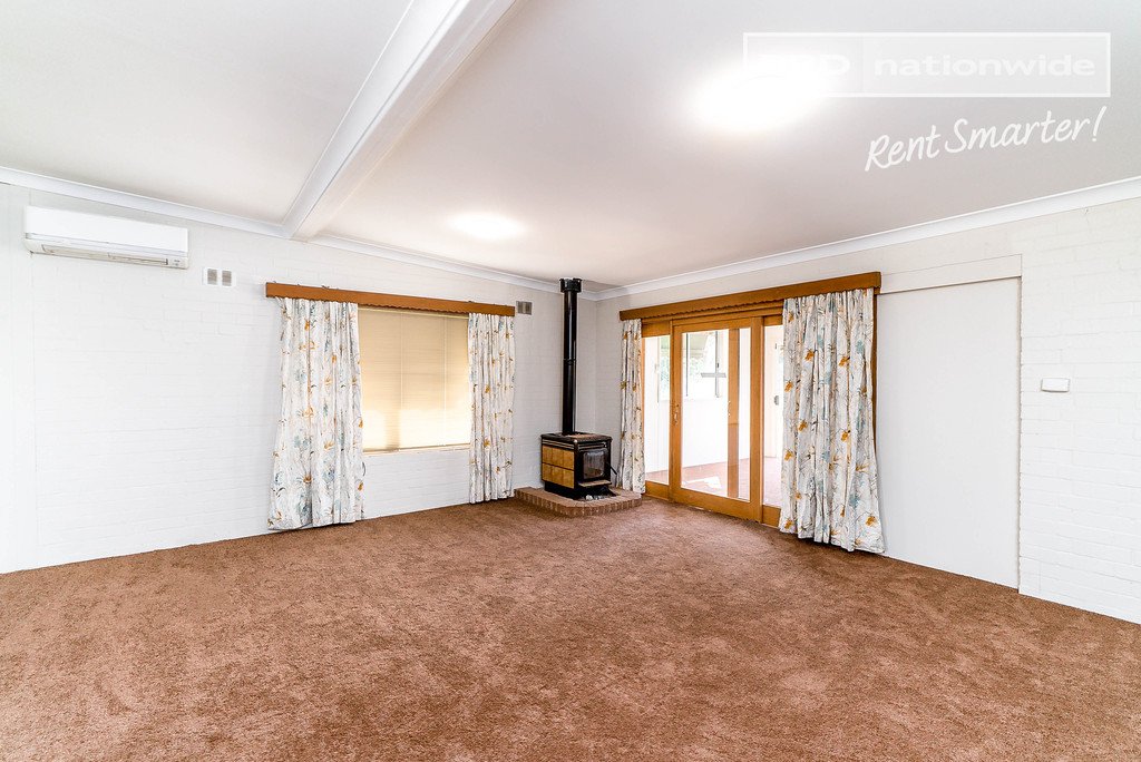 3 Maple Road LAKE ALBERT 4