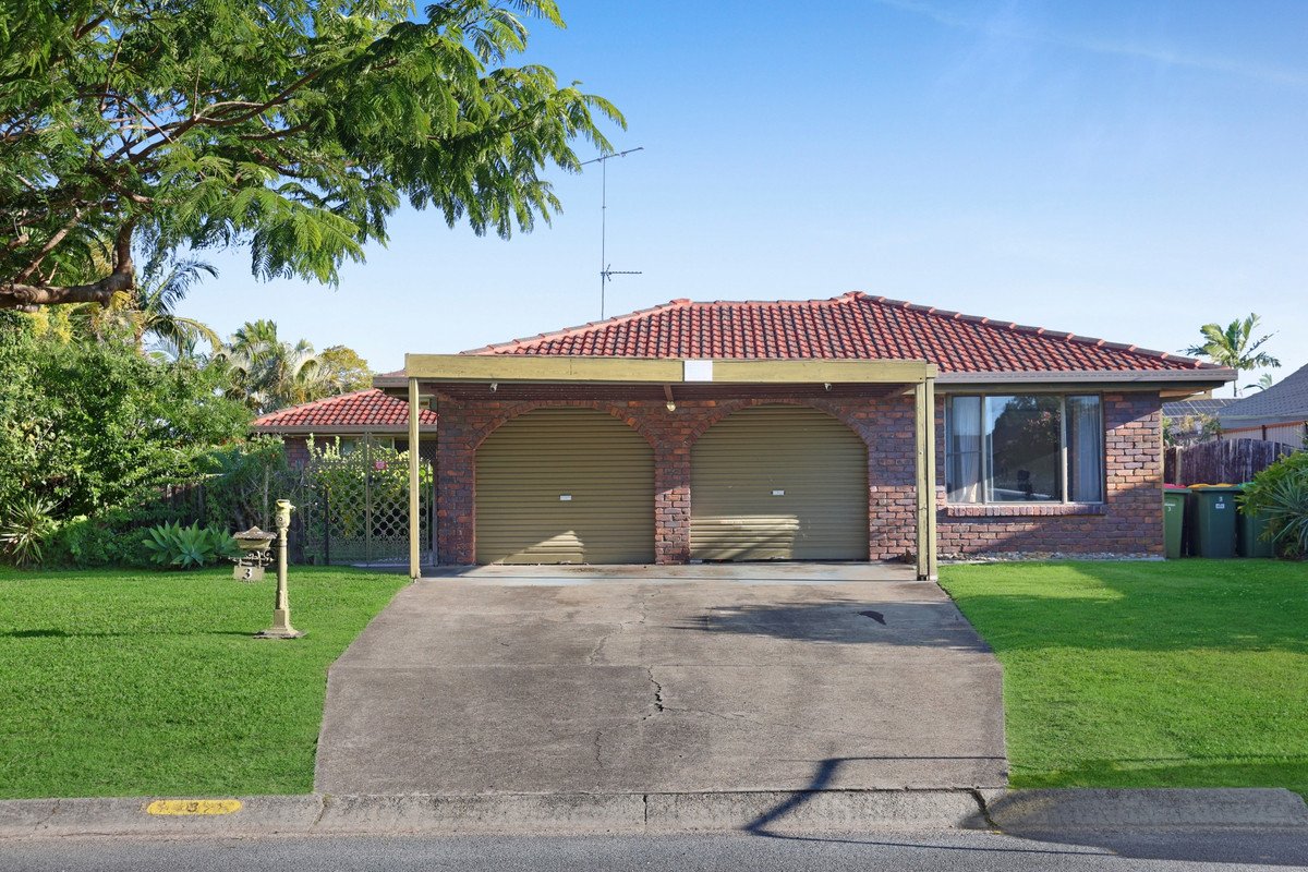 3 Mardella Court MERMAID WATERS 2