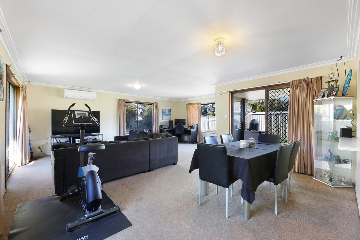 3 Mardella Court MERMAID WATERS 6