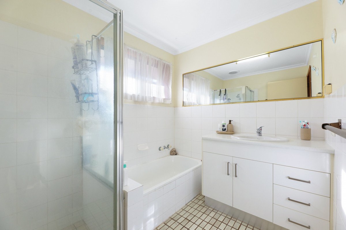 3 Mardella Court MERMAID WATERS 12