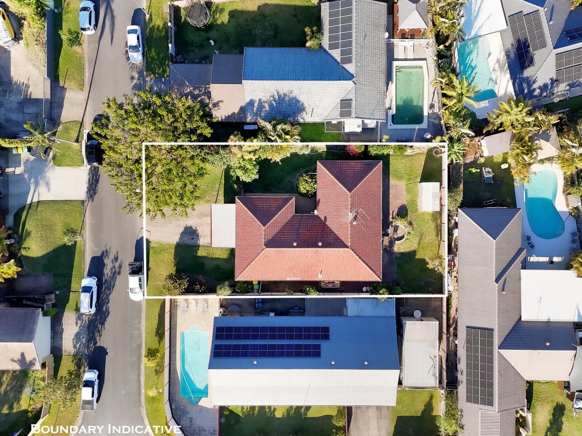 3 Mardella Court MERMAID WATERS 15