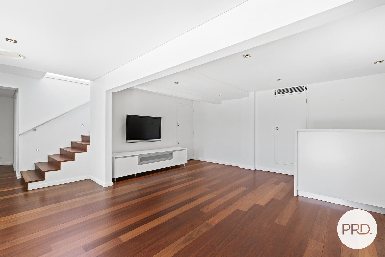 3 Marine Drive OATLEY 7