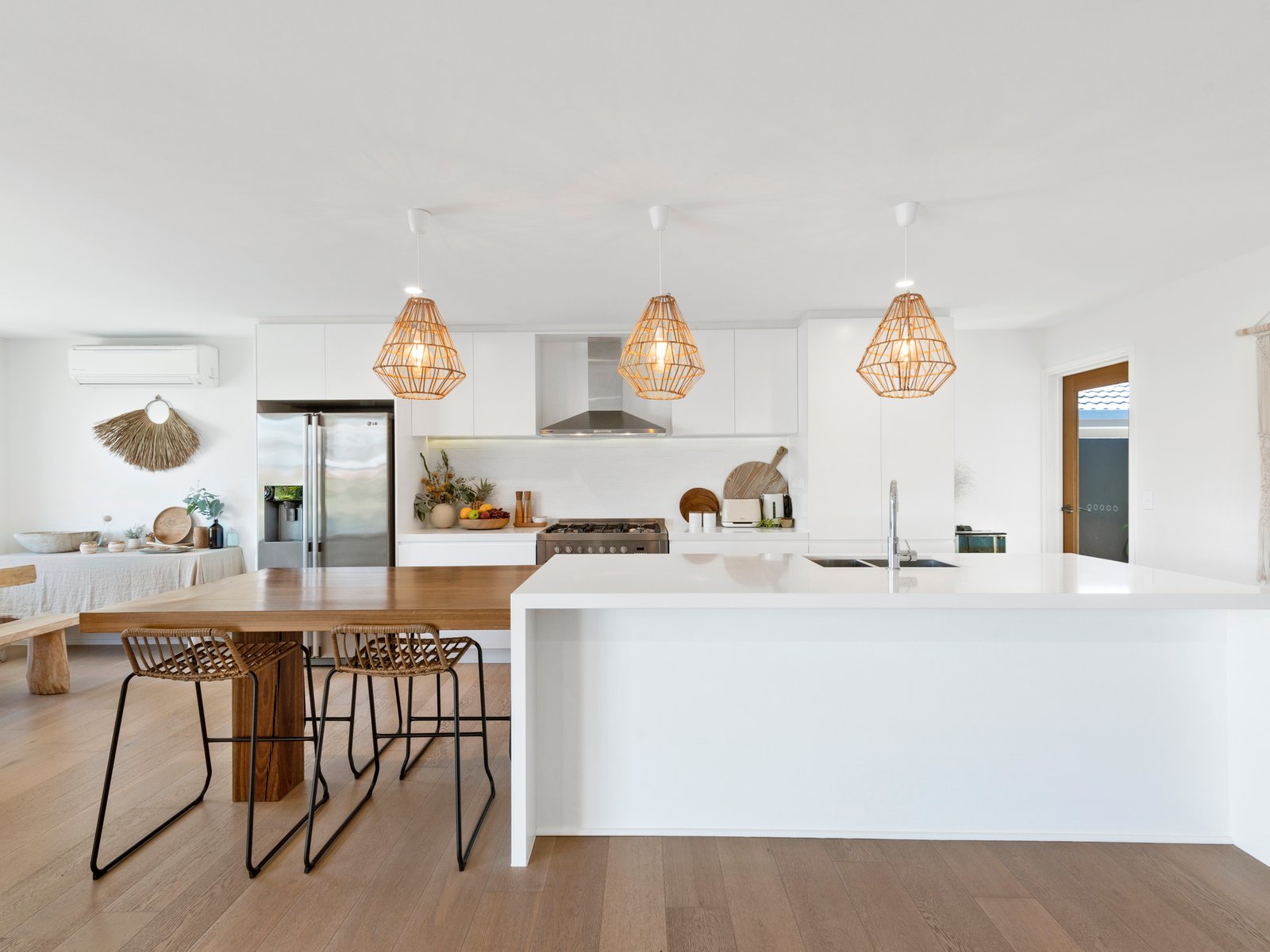 3 Marlin Court PALM BEACH 4