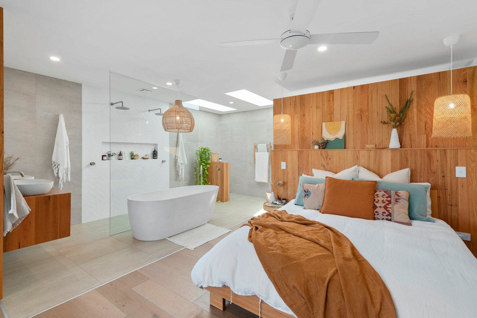 3 Marlin Court PALM BEACH 6