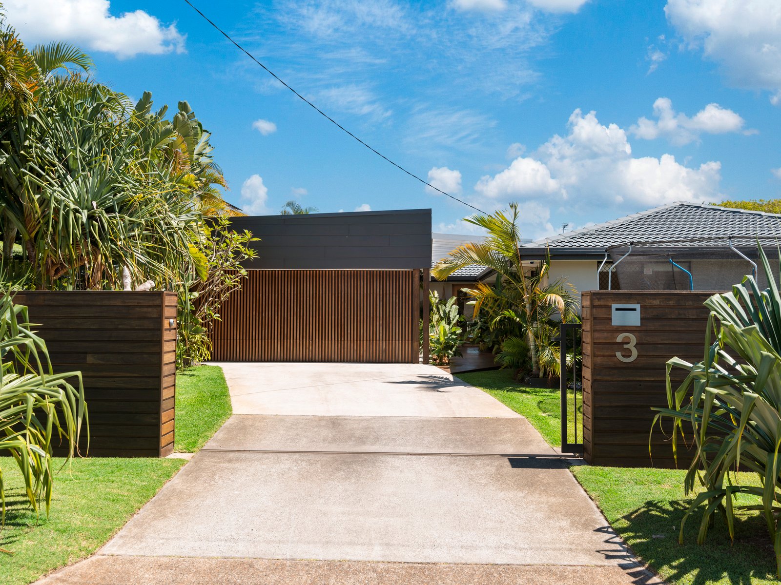 3 Marlin Court PALM BEACH 11