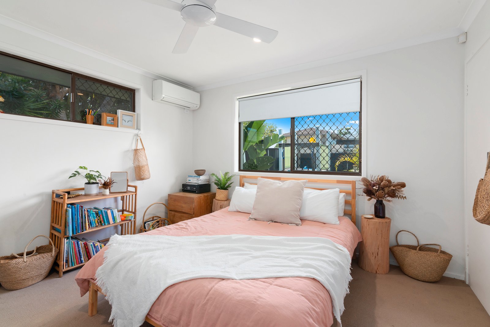 3 Marlin Court PALM BEACH 13