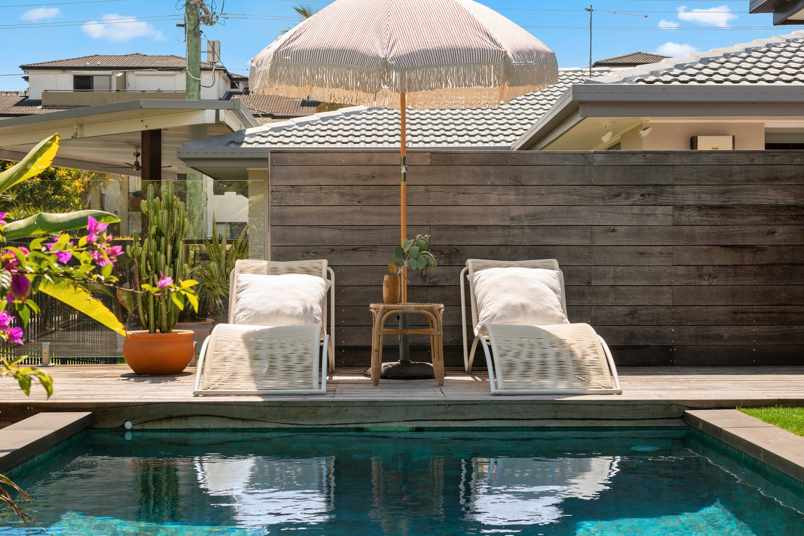 3 Marlin Court PALM BEACH 16