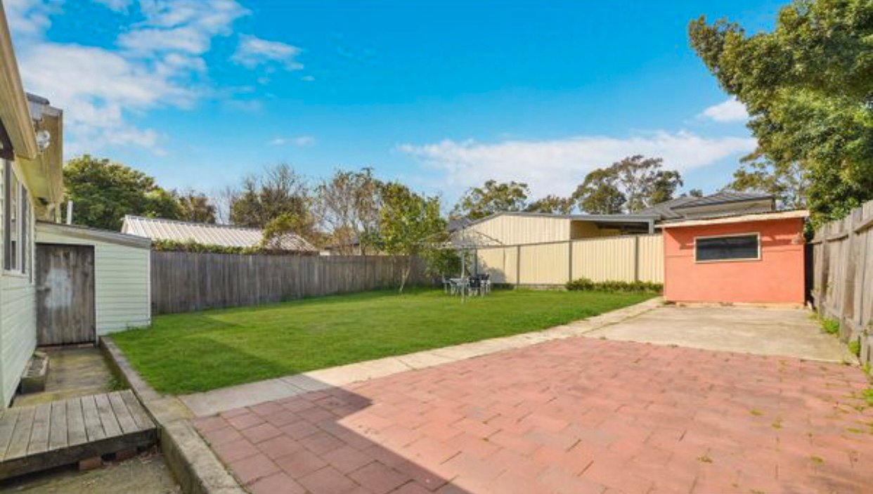 3 Martin Street ROSELANDS 4
