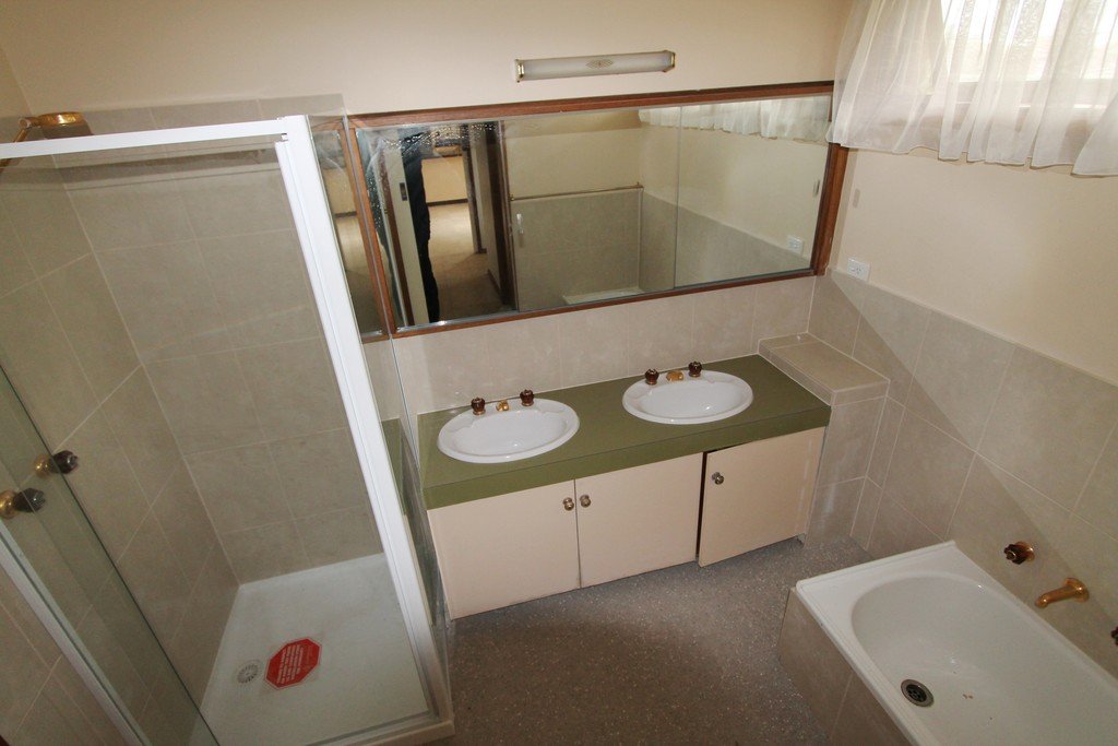 3 Mathilda Street WENDOUREE 8