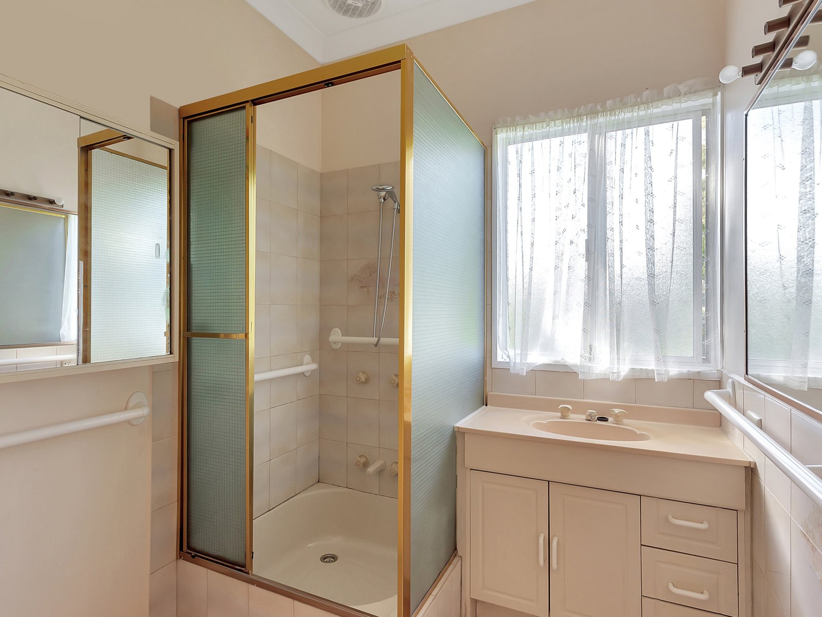 3 Matilda Street BURLEIGH HEADS 13