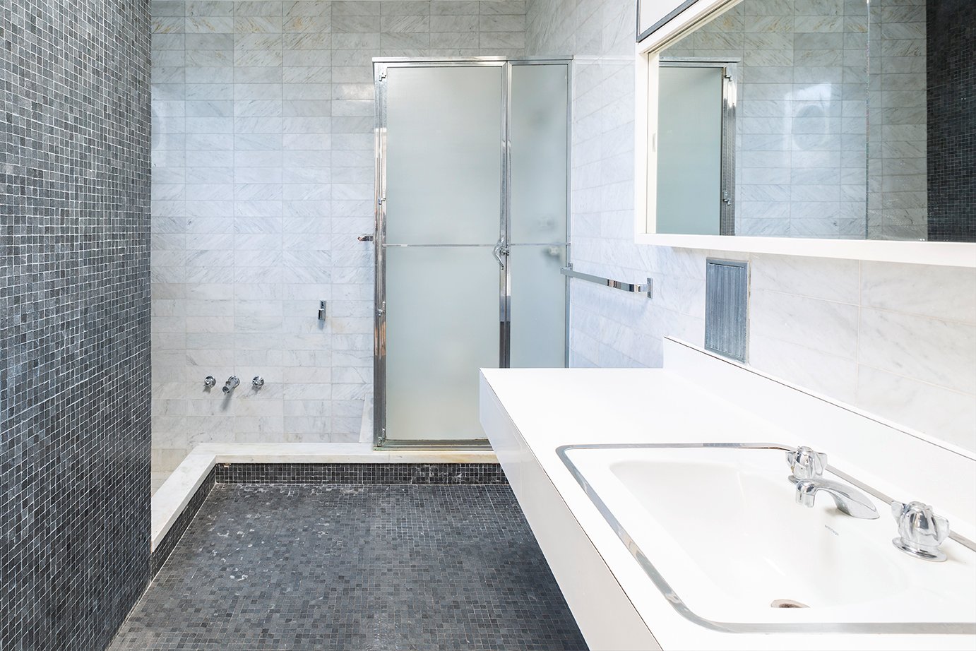 Real Estate and Property in 3 Matlock Court, Caulfield North, VIC