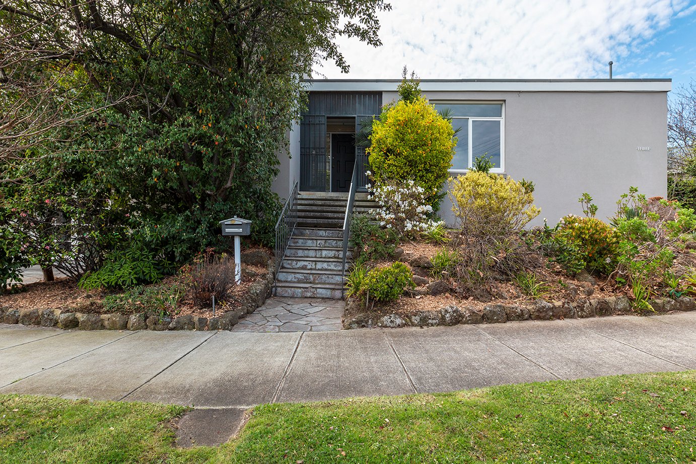 Real Estate and Property in 3 Matlock Court, Caulfield North, VIC