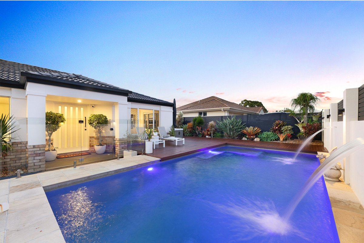 3 Matthew Close Burleigh Heads 1