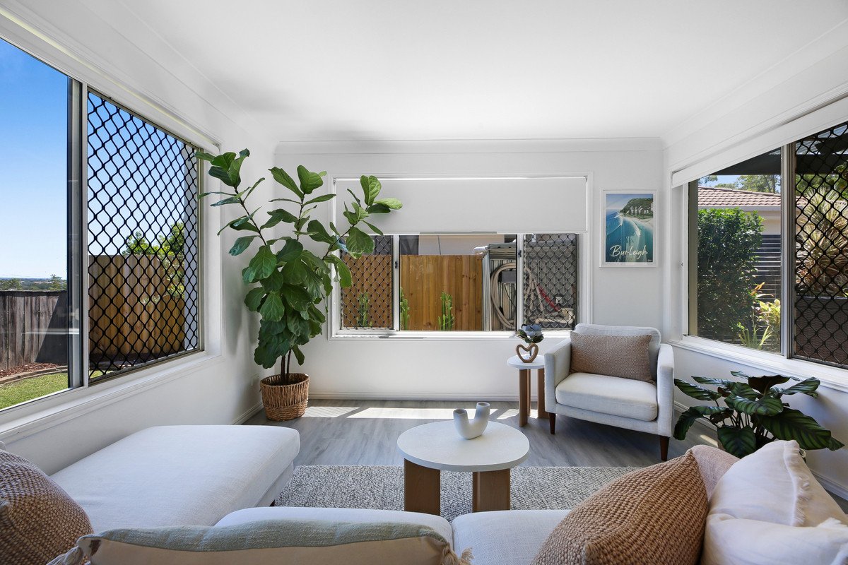 3 Matthew Close Burleigh Heads 16