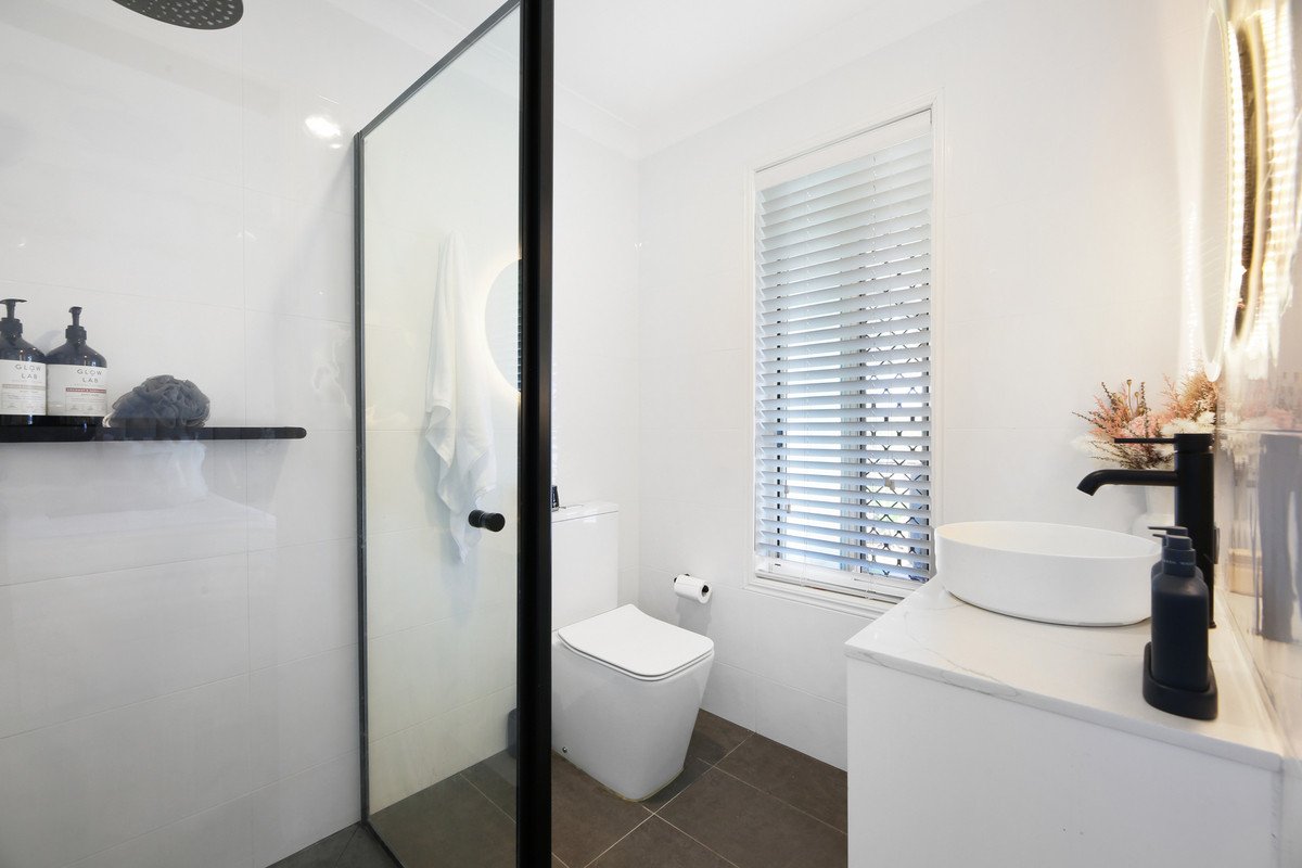 3 Matthew Close Burleigh Heads 26