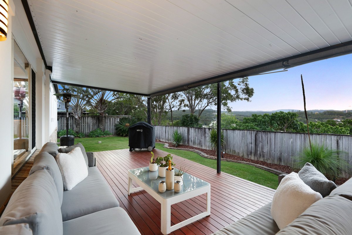 3 Matthew Close Burleigh Heads 27