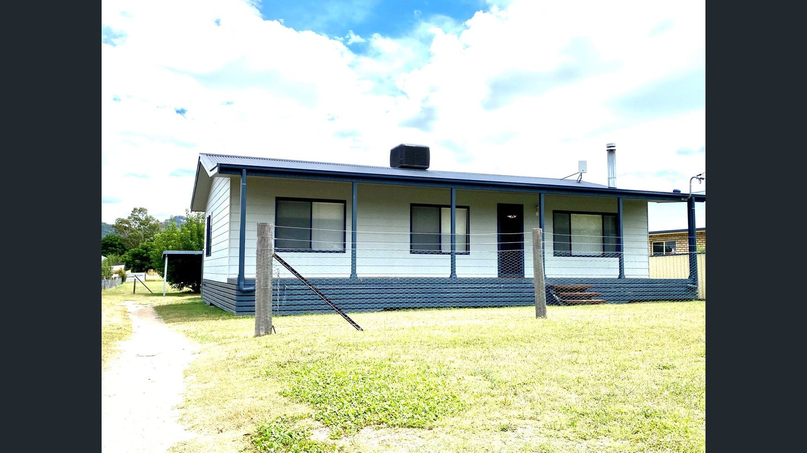 3 Maunder Street TAMWORTH 1