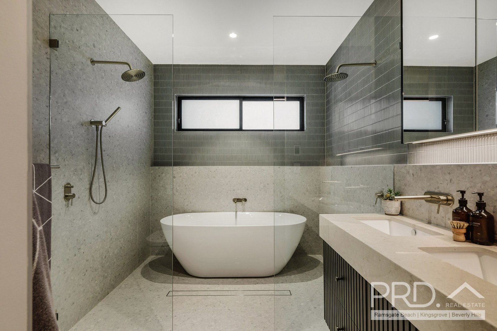 3 Mavis Avenue PEAKHURST 9