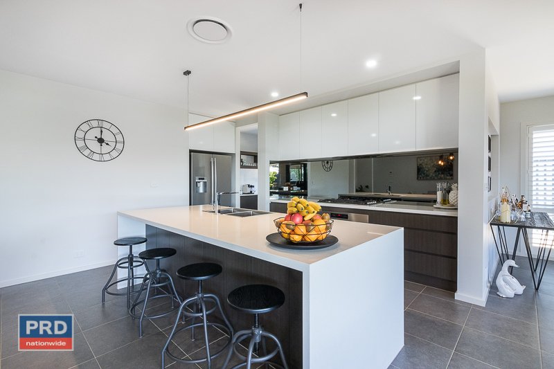 3 McKay Drive BUNGENDORE 8