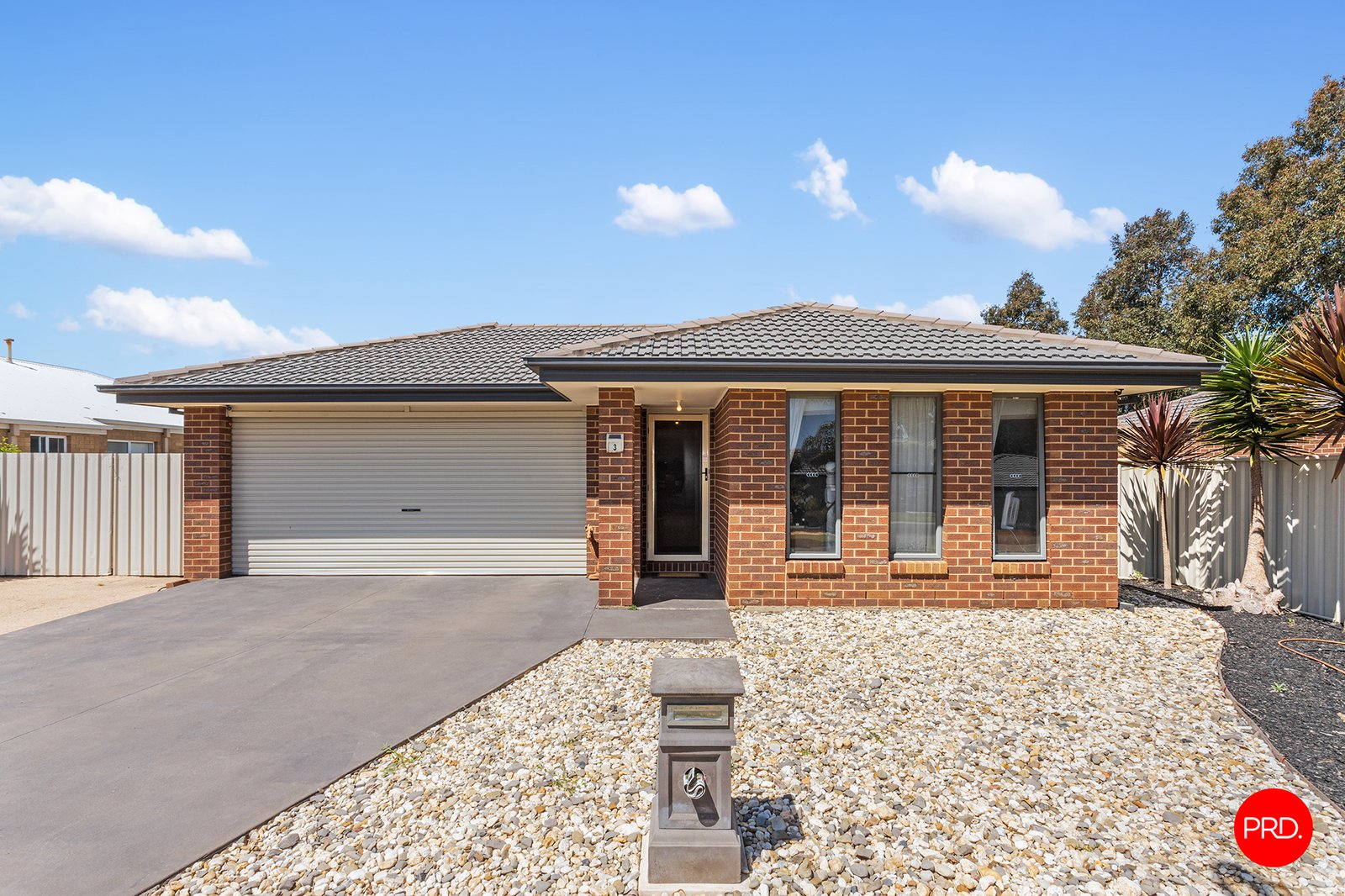 3 McMeeken Way EPSOM 2