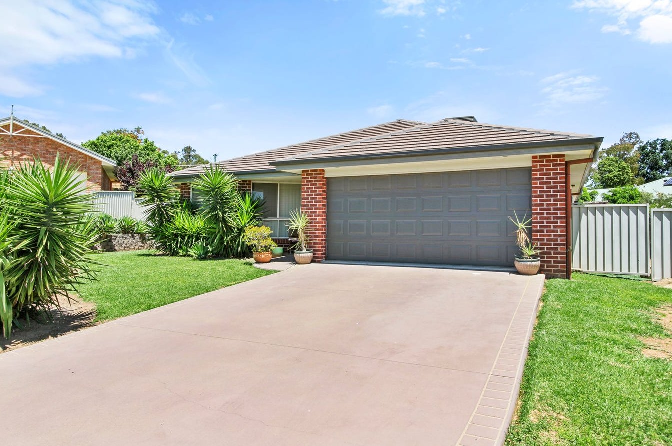 3 Melaleuca Close CALALA 1