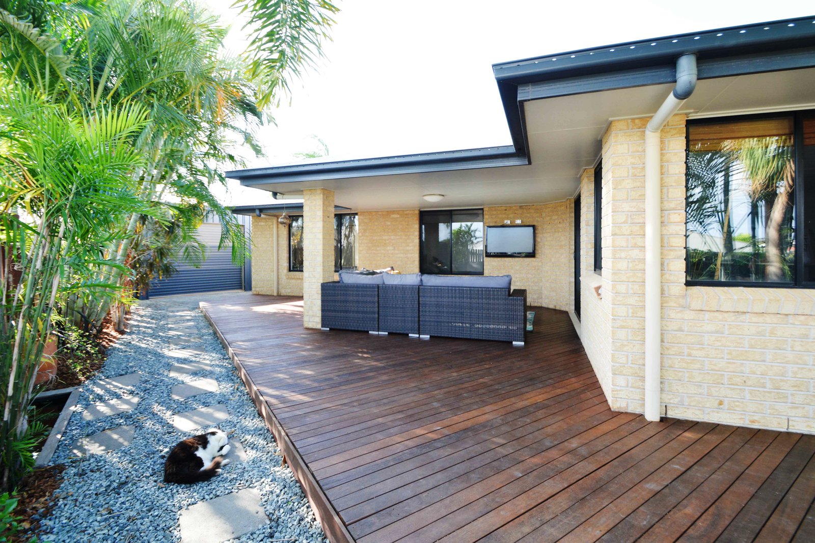 3 Melanie Court BOYNE ISLAND 15