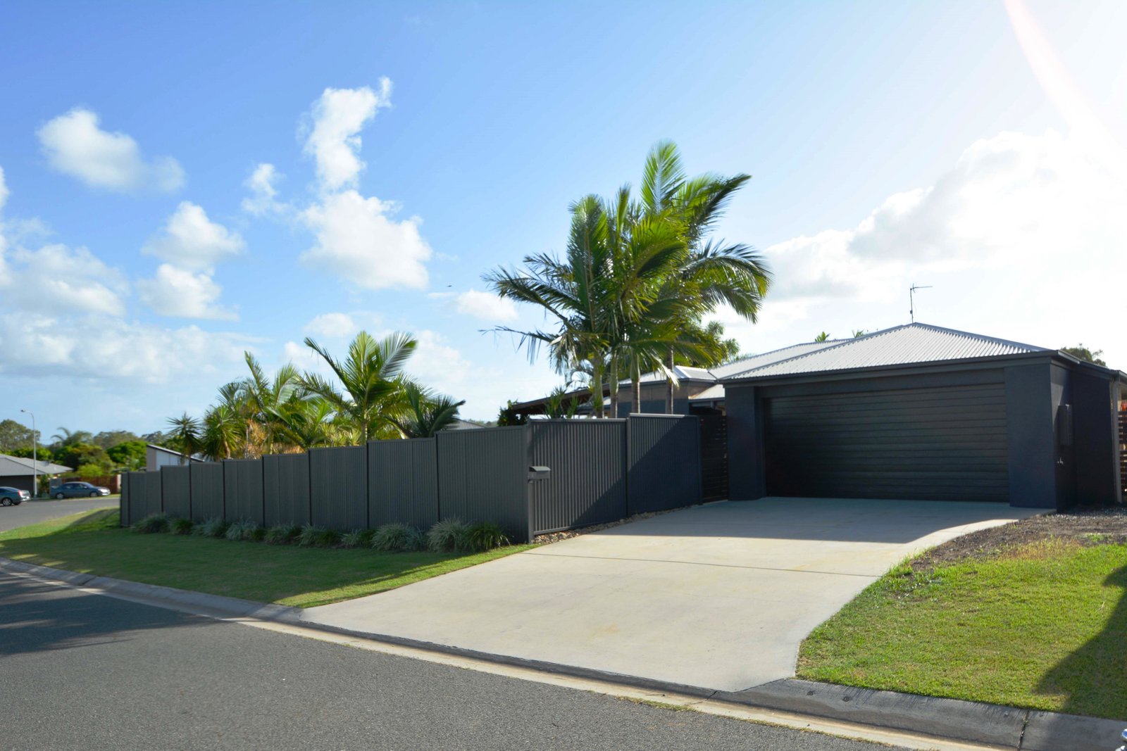 3 Melanie Court BOYNE ISLAND 18