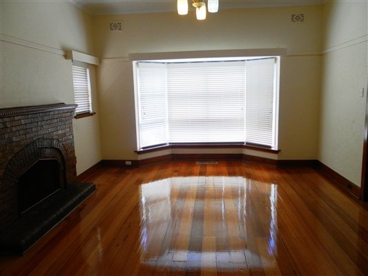 3 Michael Street KENNINGTON 2