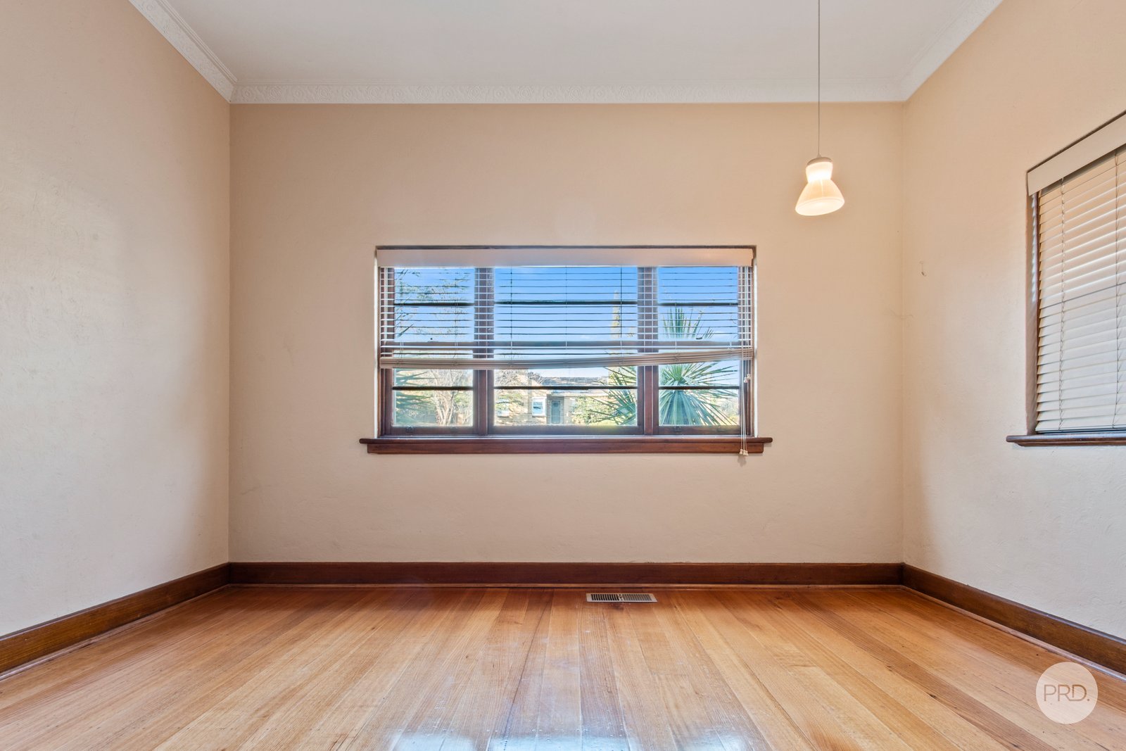 3 Michael Street KENNINGTON 6
