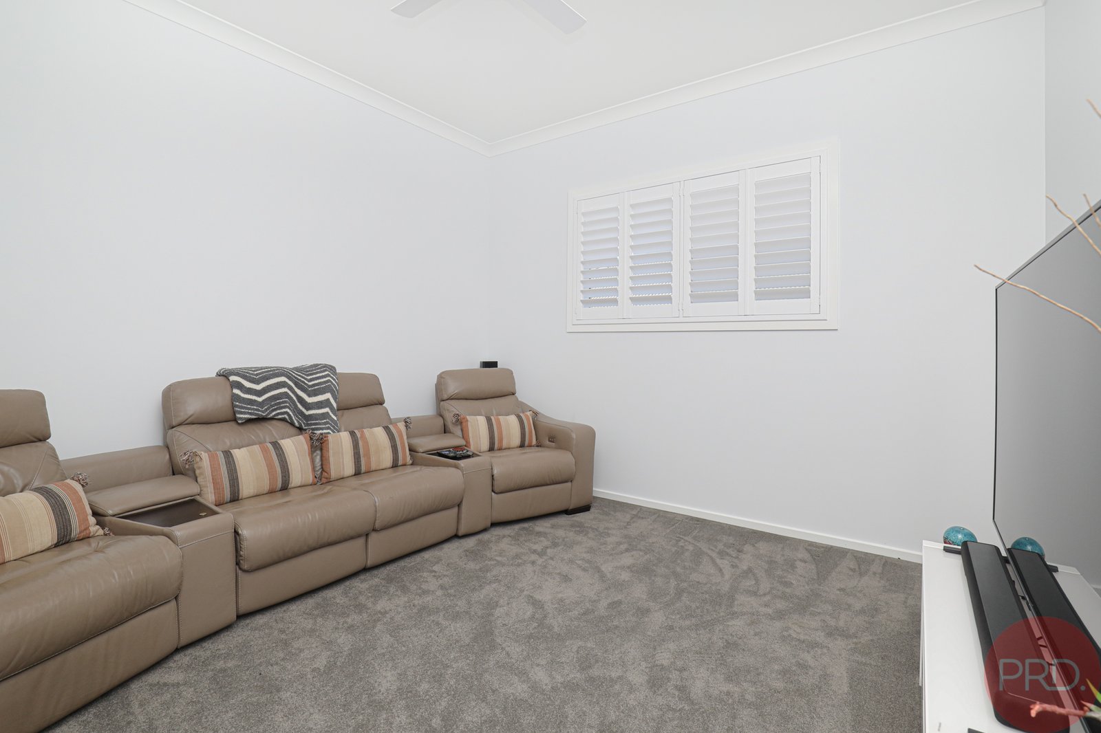 3 Mirani Street LARGS 7