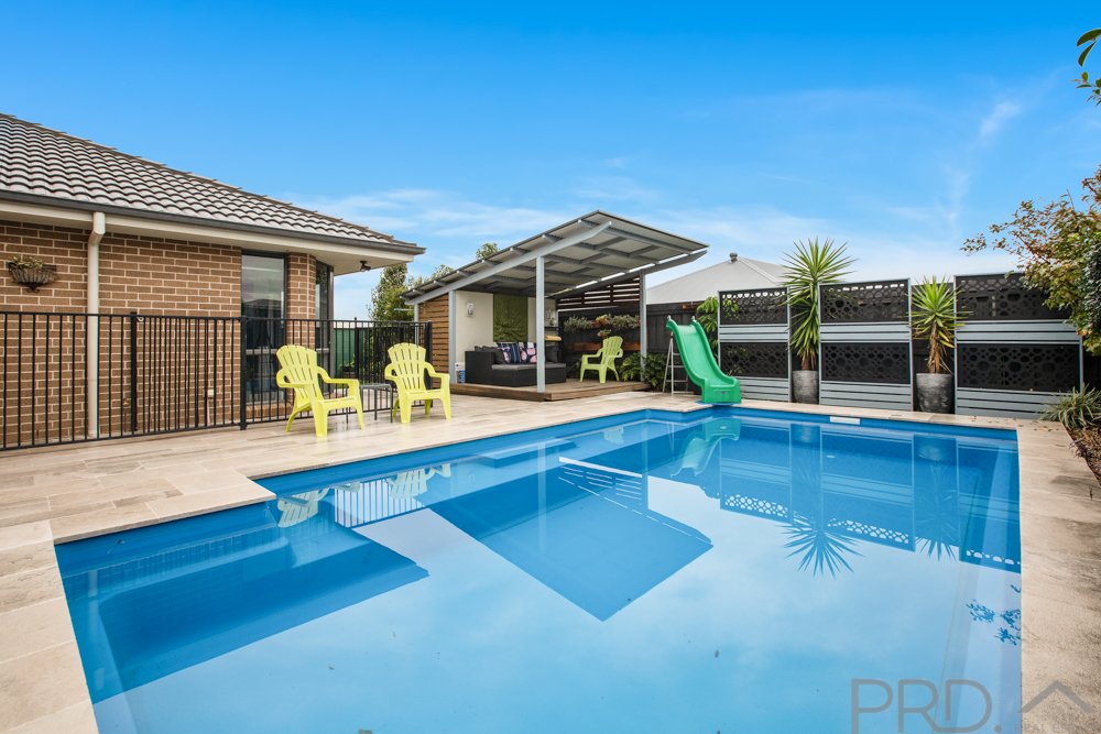 3 Mistfly Street CHISHOLM 2