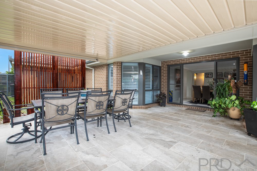 3 Mistfly Street CHISHOLM 18
