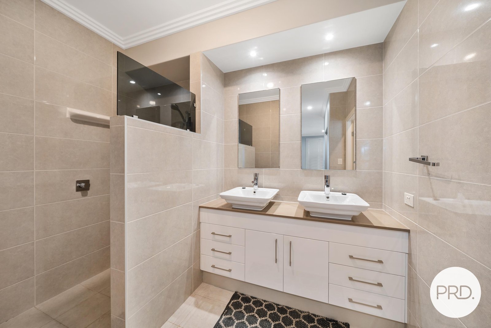 3 Moss Court BONNY HILLS 14