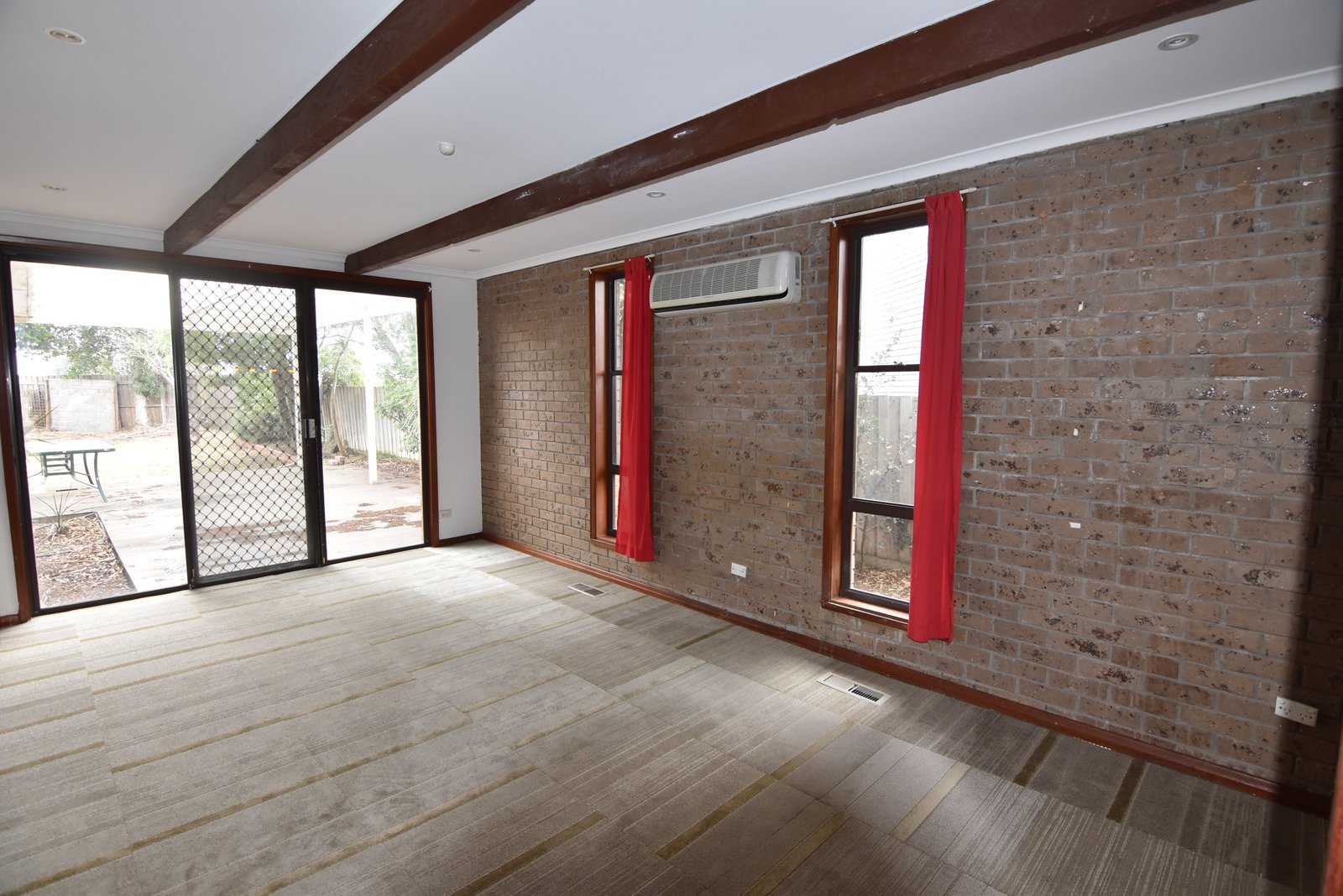 Gallery: 3 Moulamein Court
