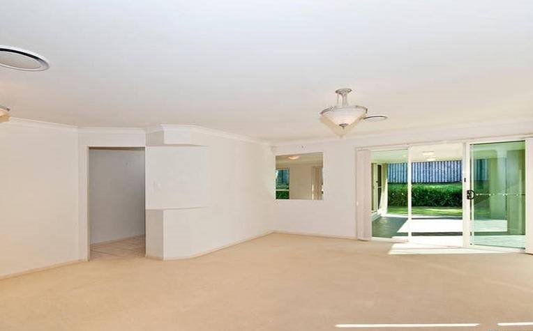 3 Mountain Ash Circuit ROBINA 3