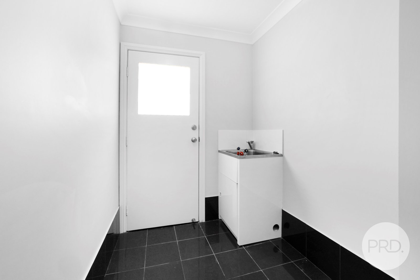 3 Mountain Gum Road TAMWORTH 10