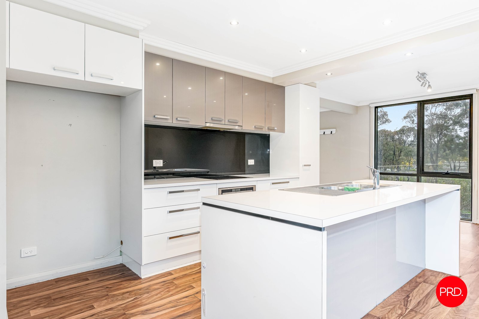 3 Moyna Dr  SPRING GULLY 6