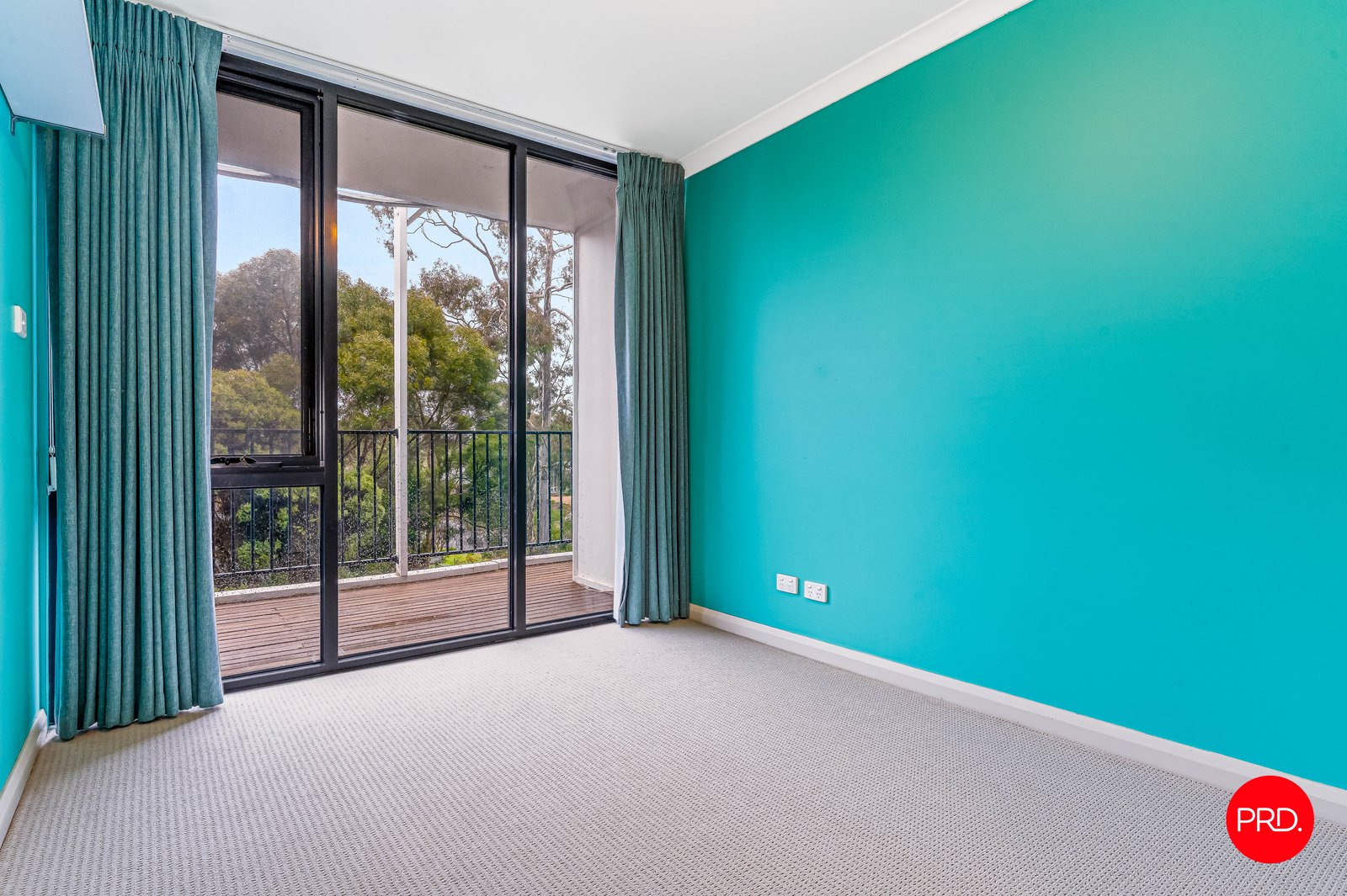 3 Moyna Dr  SPRING GULLY 13