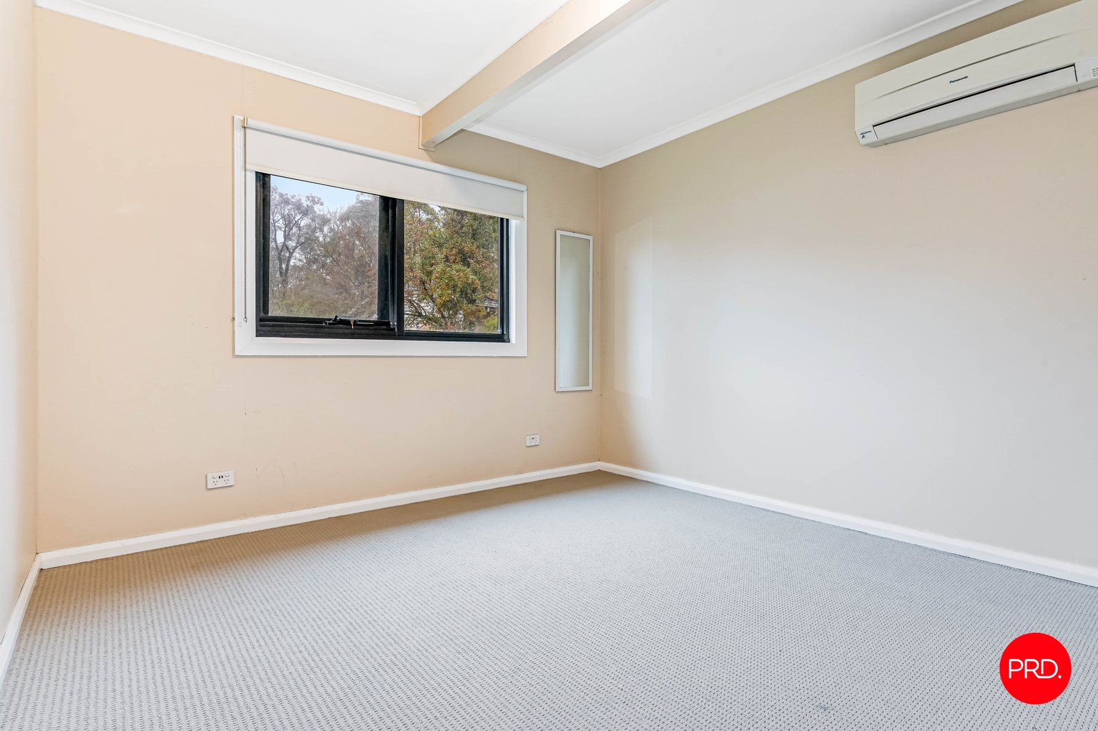3 Moyna Dr  SPRING GULLY 18