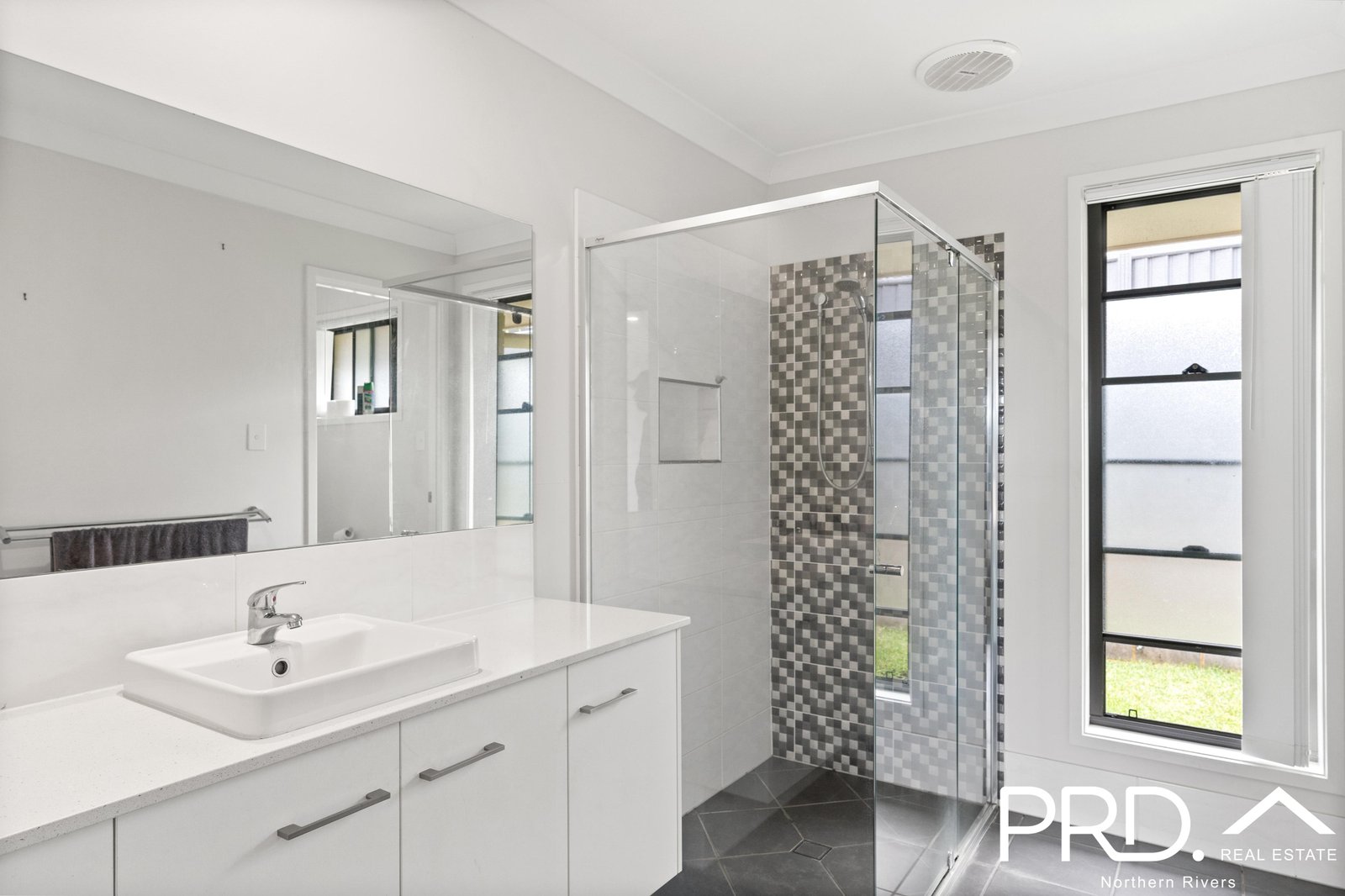 3 Murrogun Place WOLLONGBAR 14