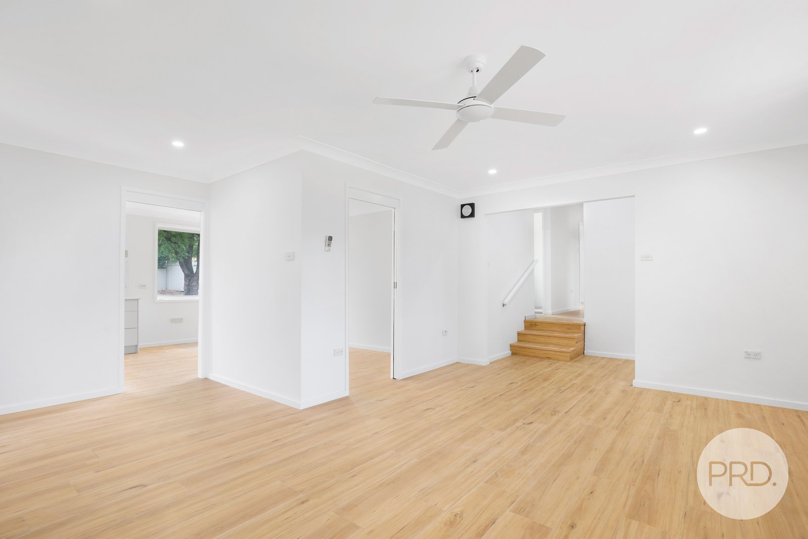 3 Myndee Avenue HILLVUE 4