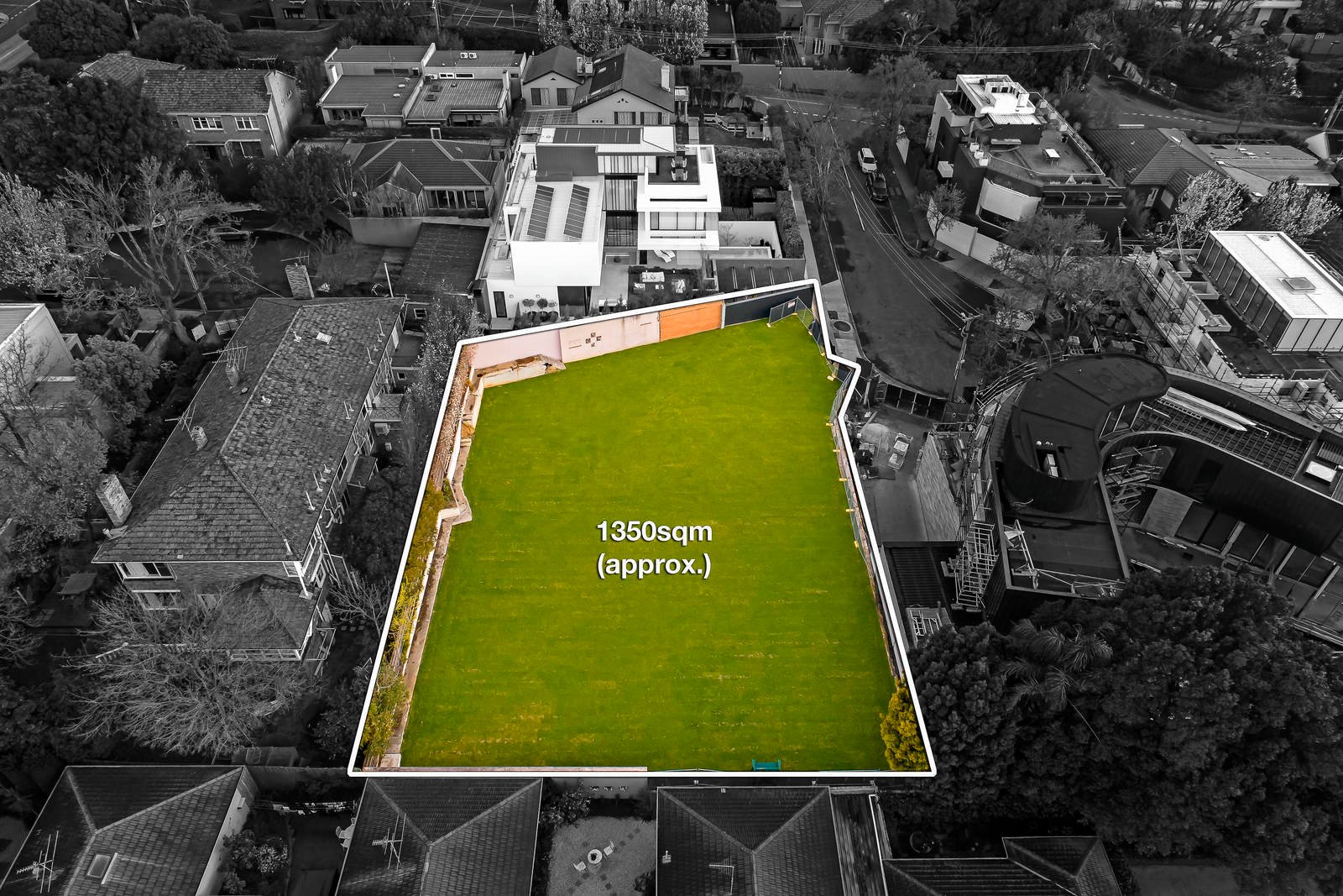 Real Estate and Property in 3 Myvore Court, Toorak, VIC