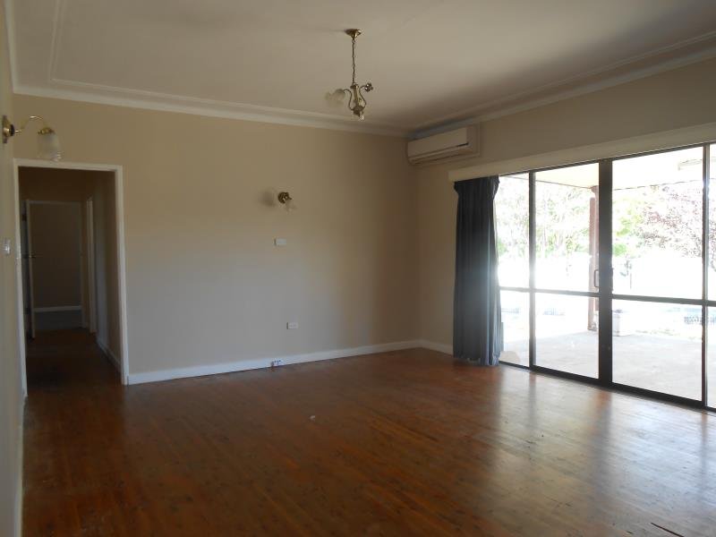 3 Nancy Street TAMWORTH 1