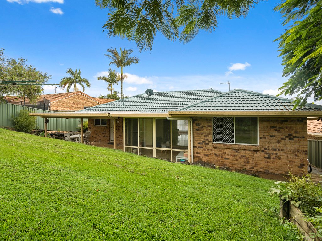 3 Nandina Terrace BANORA POINT 8