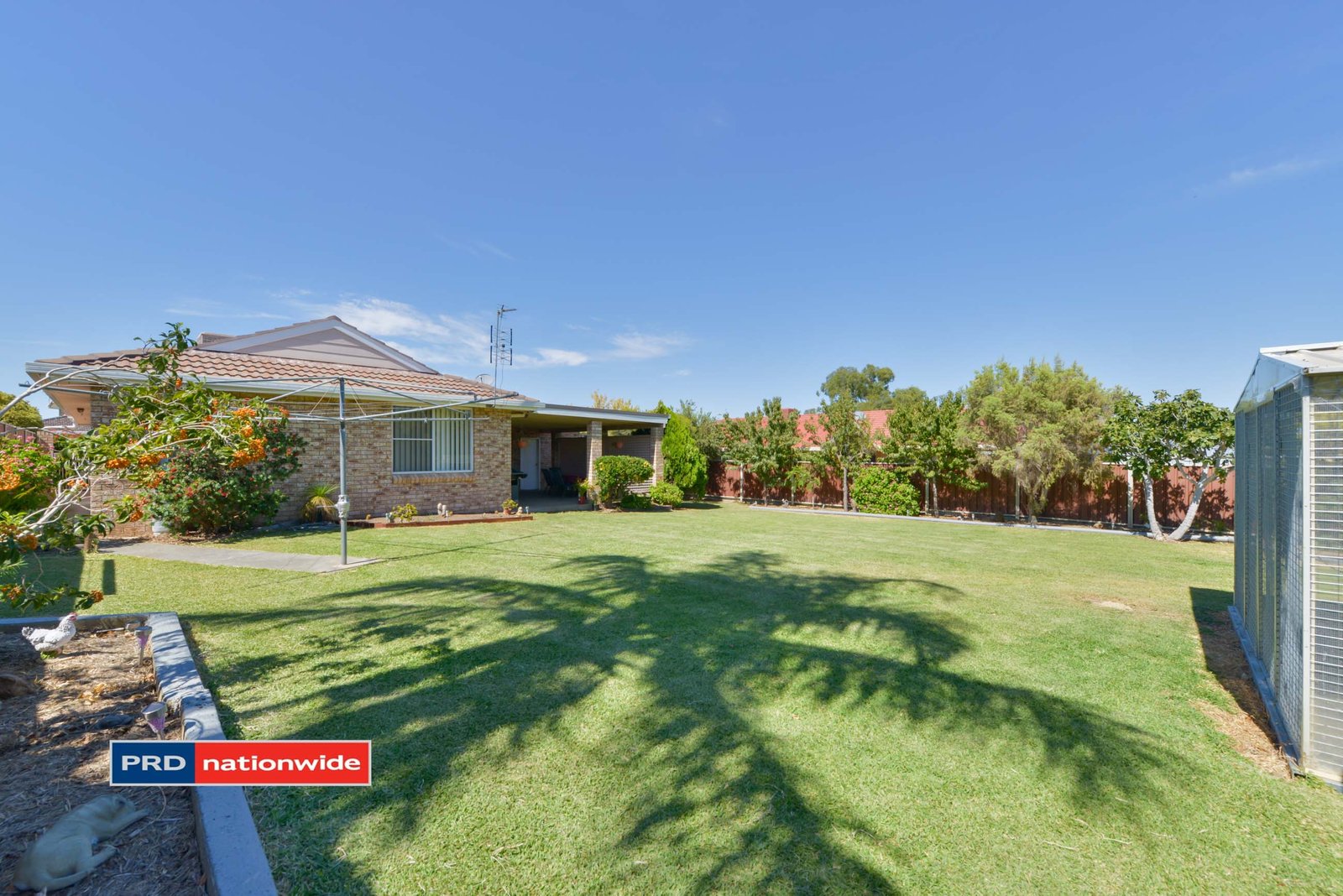 3 Narine Close TAMWORTH 9